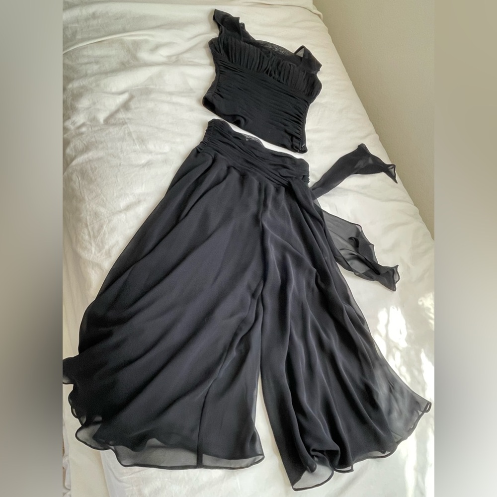 Stunning black Bolero style two piece formal outfit size 8P
